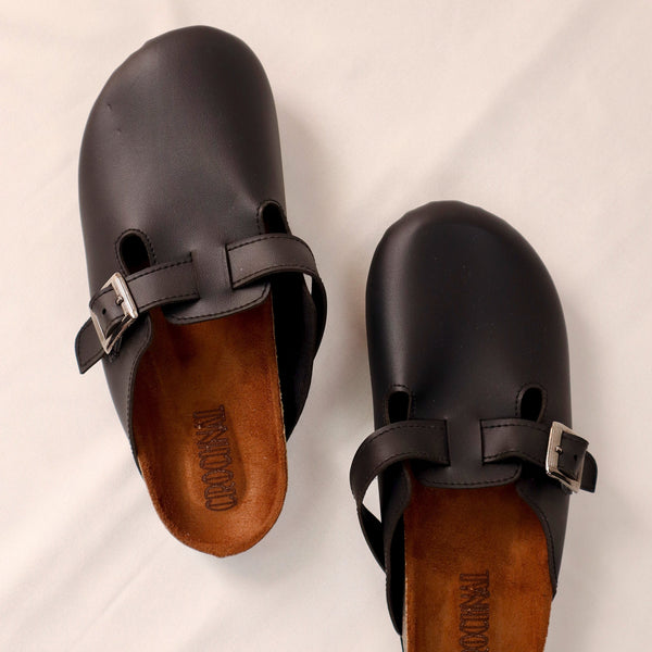 Black - Leather clog