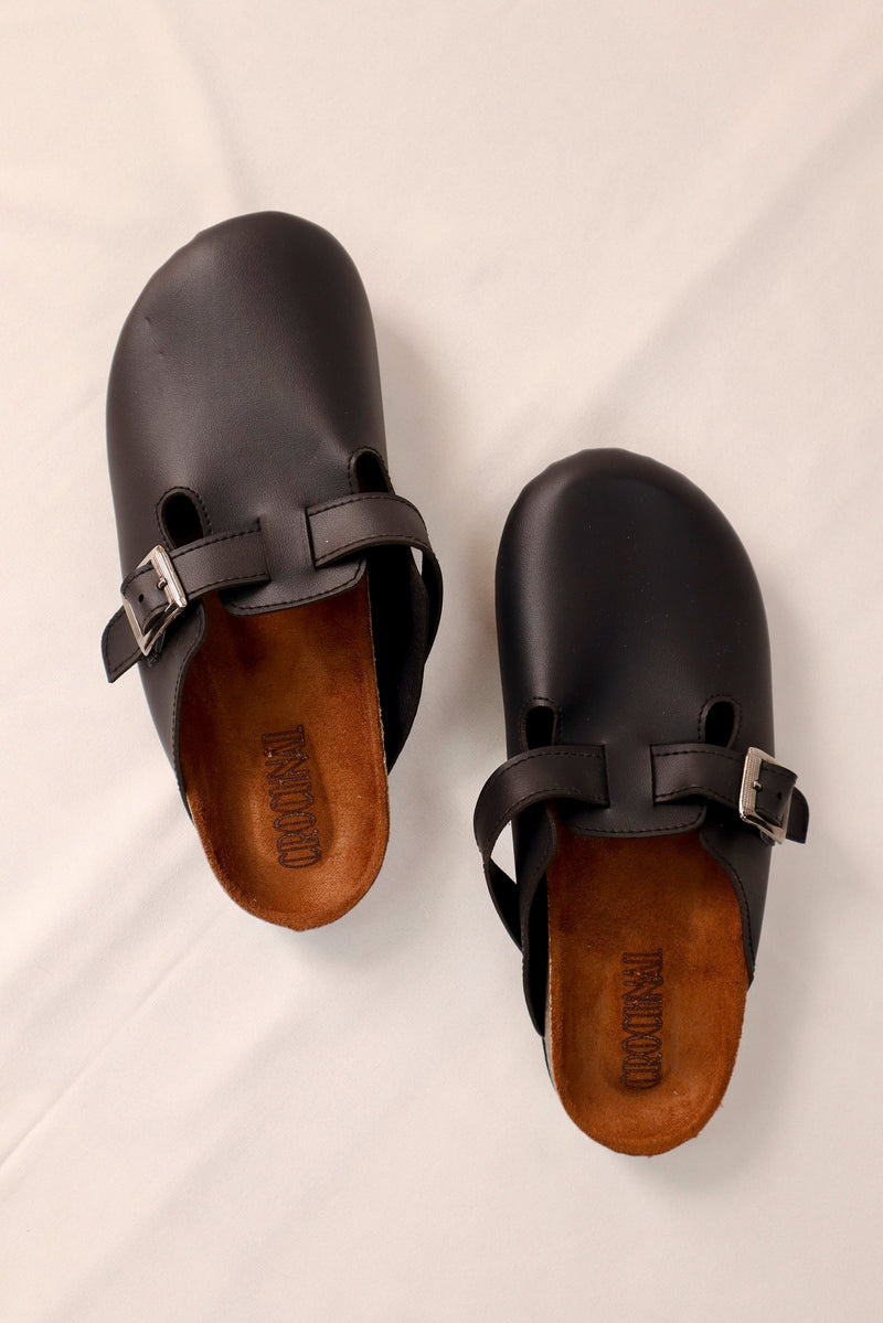 Black - Leather clog