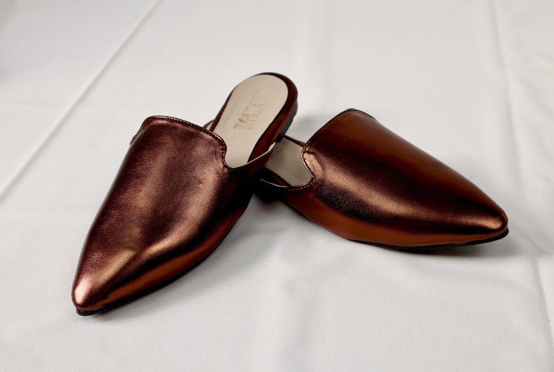 Bronze mule - Elegant gleam