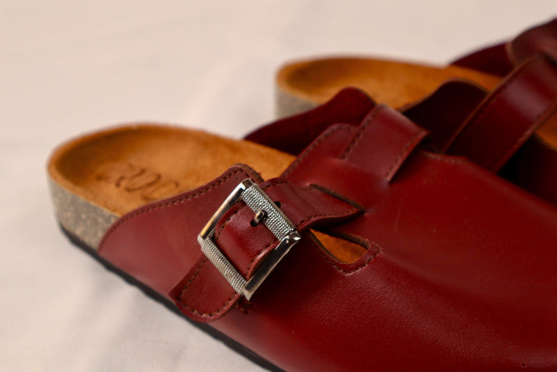 Burgundy - Leather clog