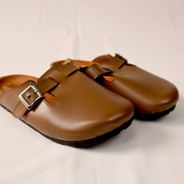 Chocolate - Leather clog