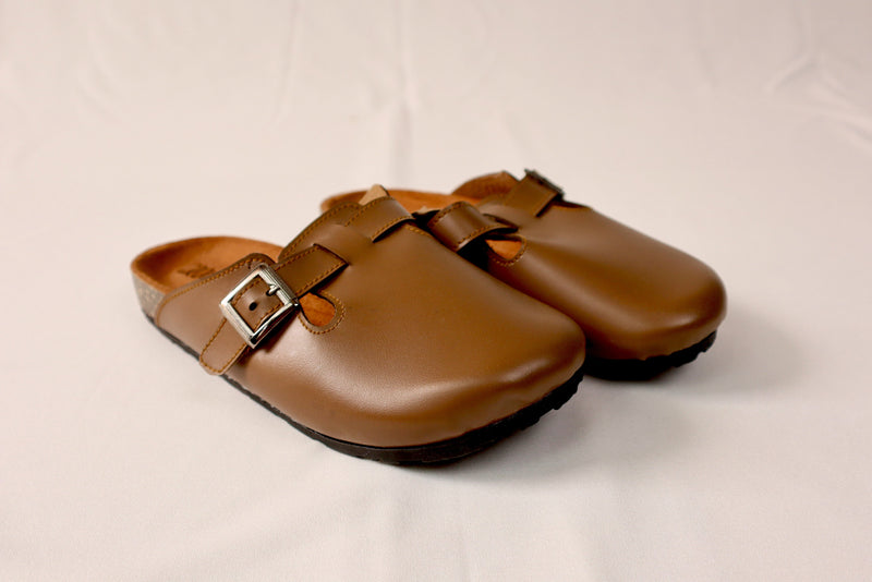 Chocolate - Leather clog