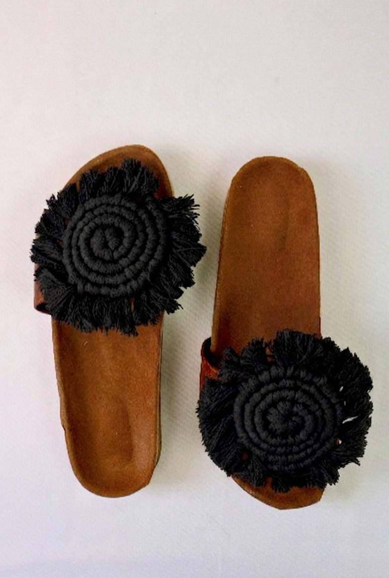 High Luna Curl - Macrame Slippers