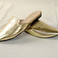 Gold mule - Elegant gleam