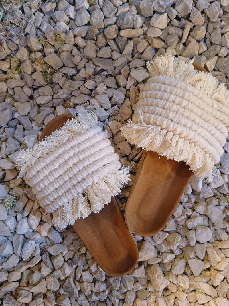 High Wanda - Macrame Slippers