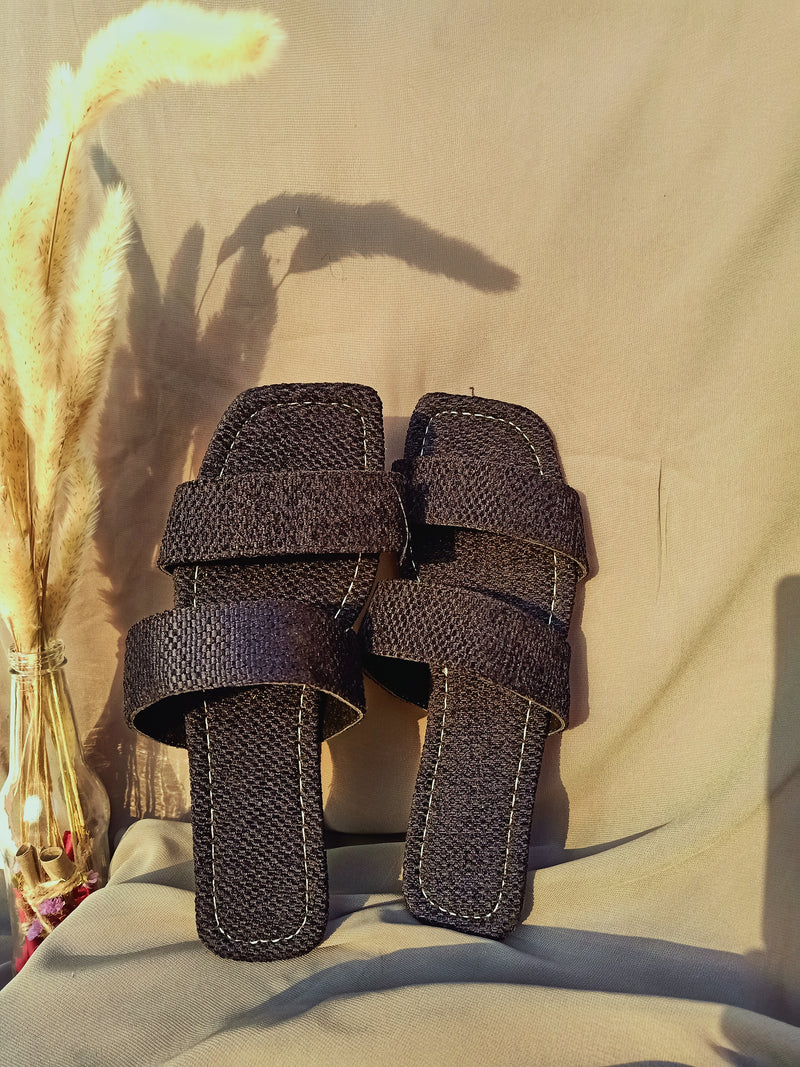 Black Comfort Cloud Slippers