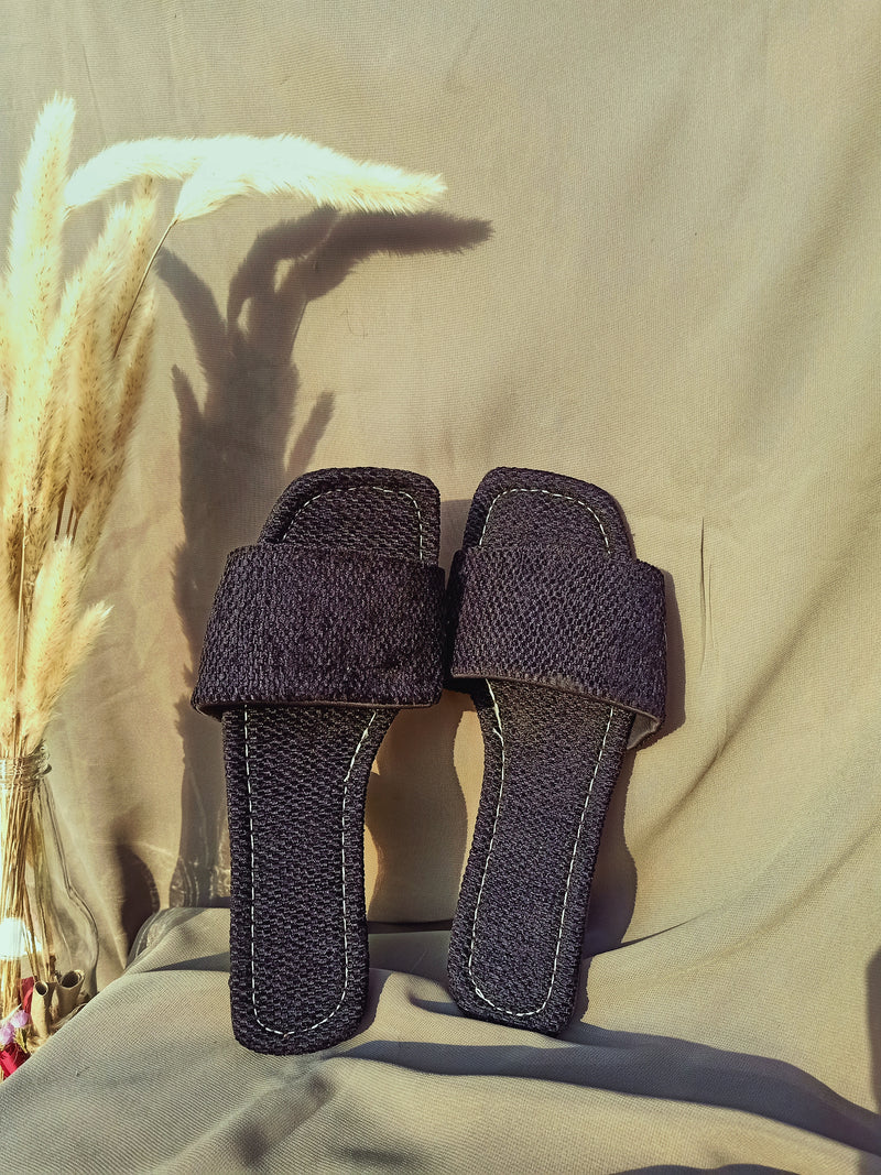 Black Comfort Cloud Slippers