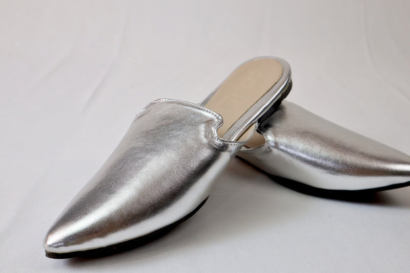Silver mule - Elegant gleam