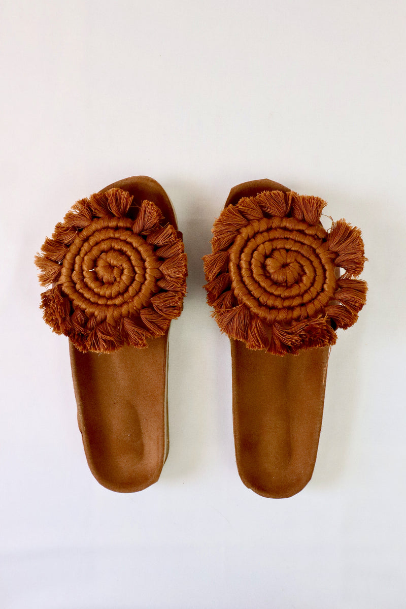 High Luna Curl - Macrame Slippers