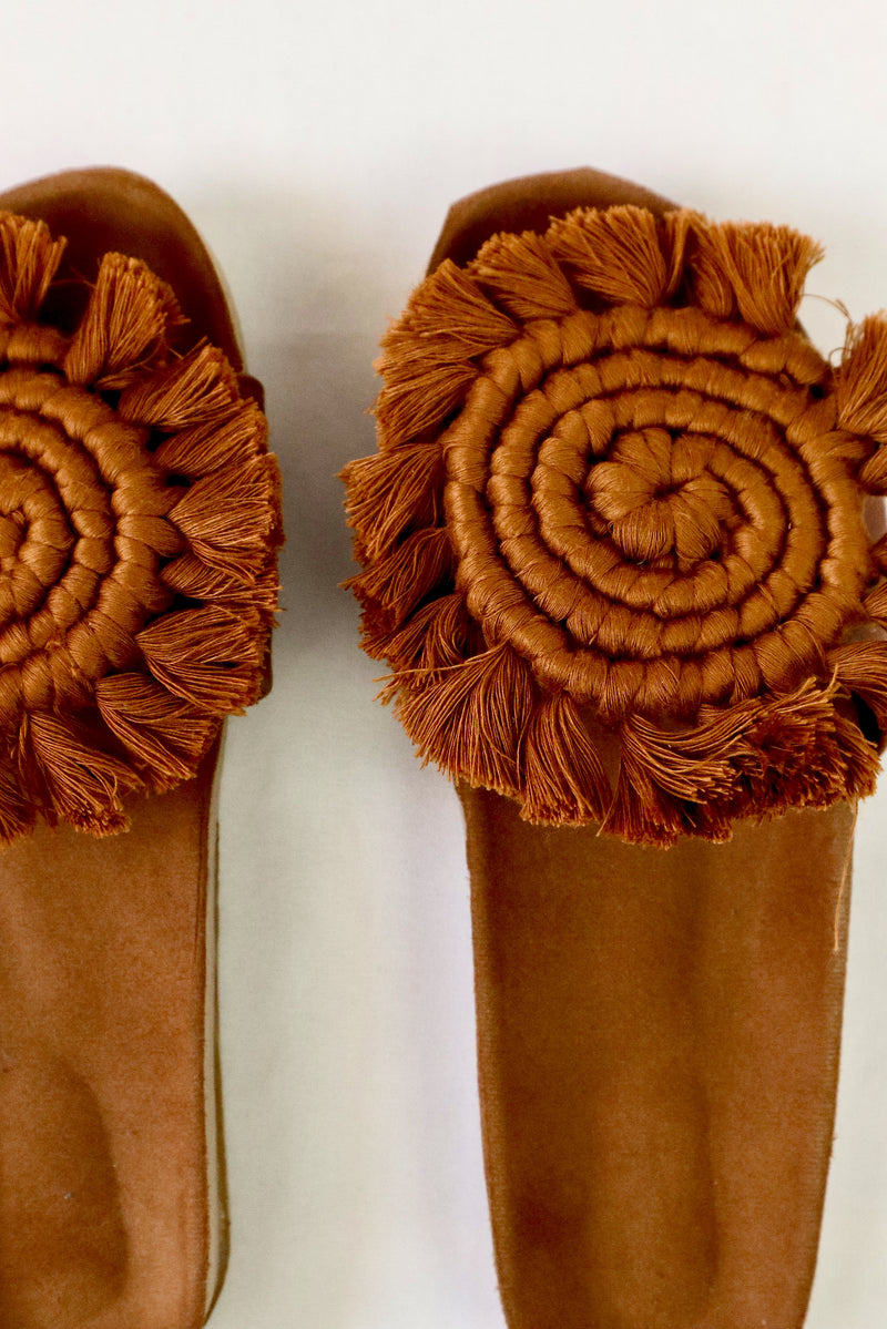 High Luna Curl - Macrame Slippers