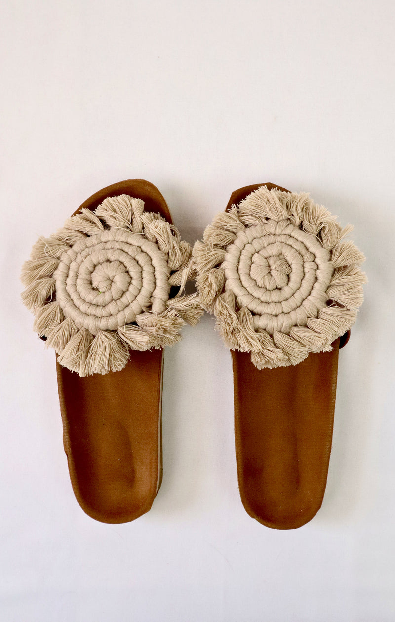 High Luna Curl - Macrame Slippers