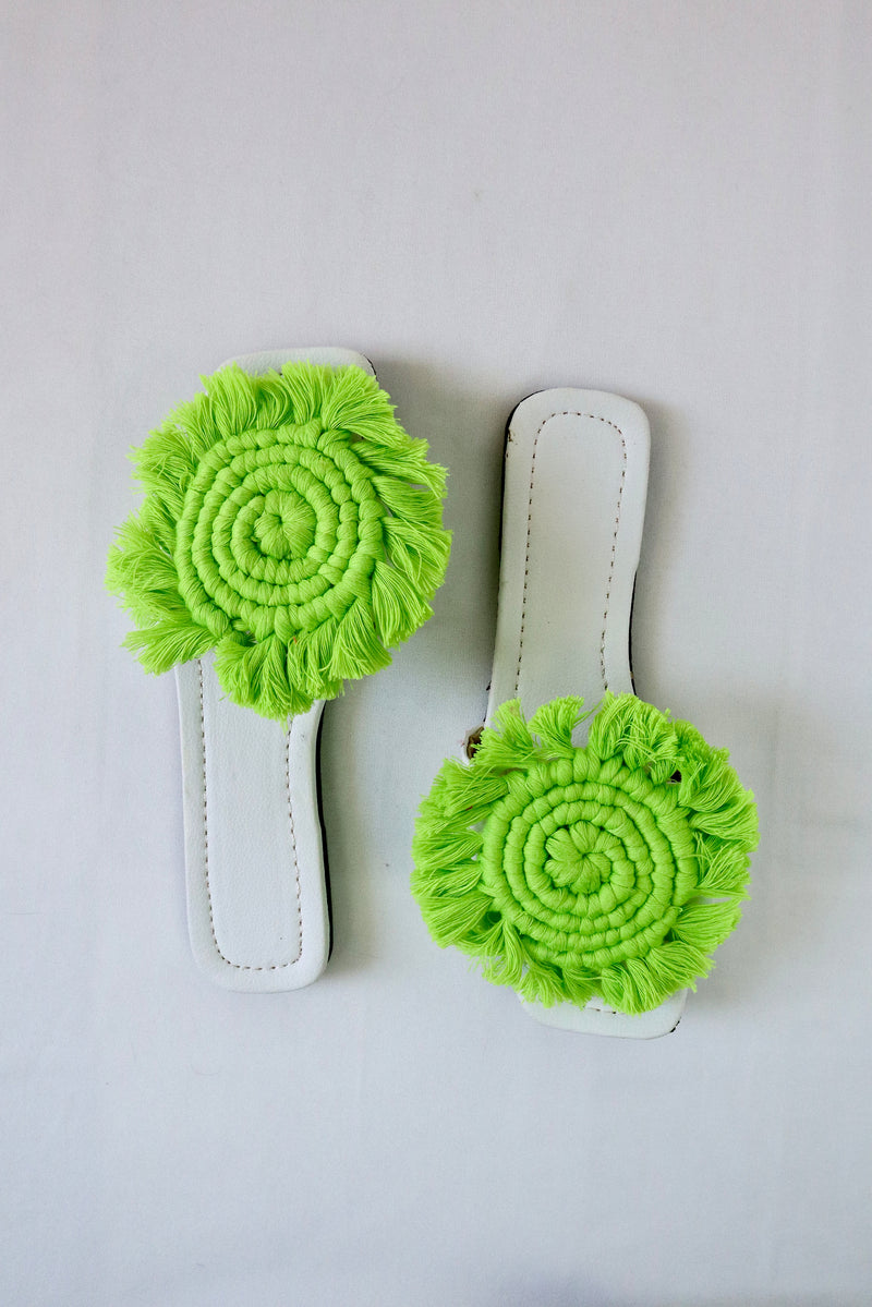 Luna Curl - Flat Macrame Slippers