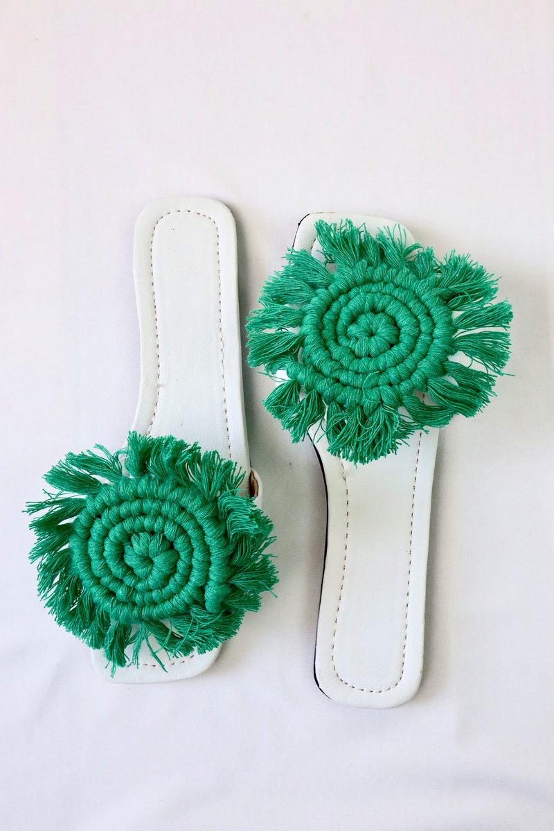 Luna Curl - Flat Macrame Slippers
