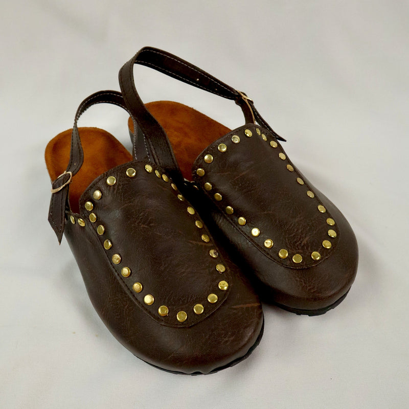 Solène Strap Clog – Brown Leather