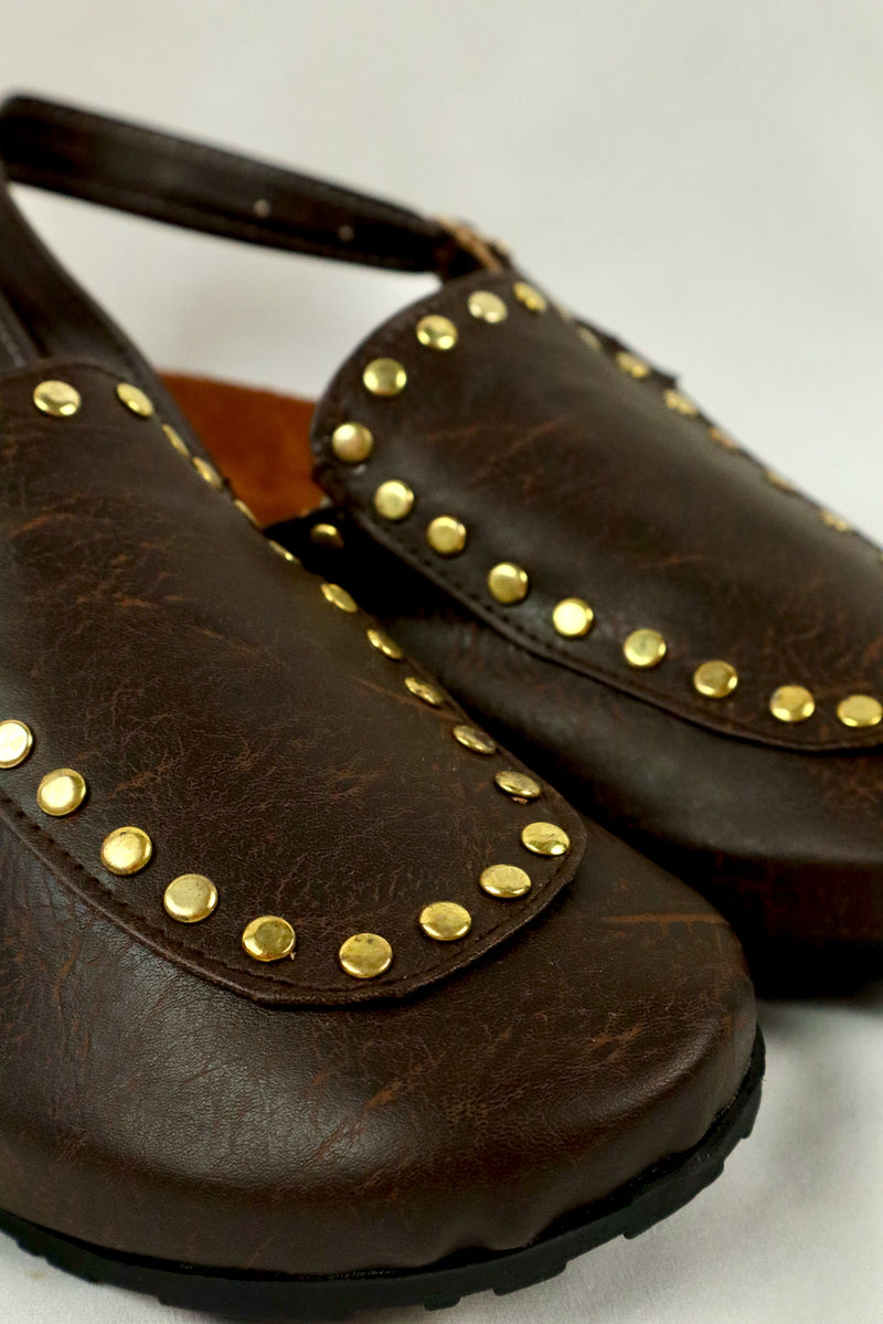 Solène Strap Clog – Brown Leather