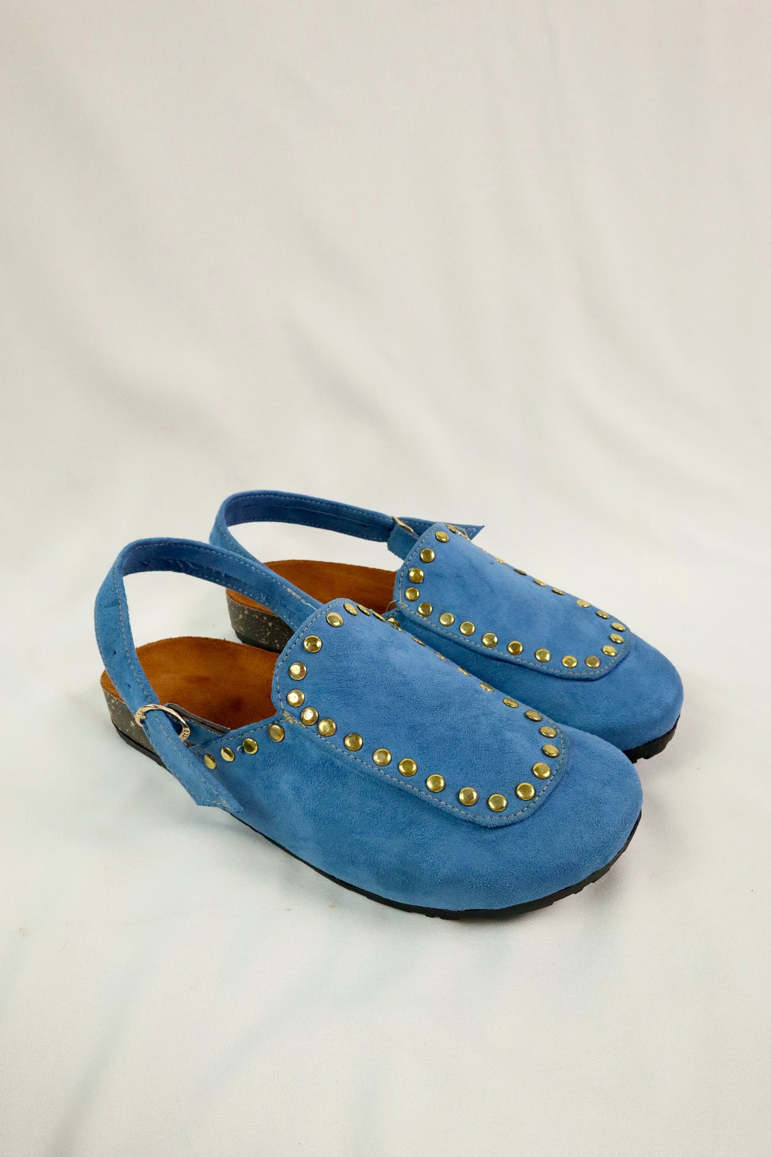 Solène Strap Clog – Baby Blue Suede