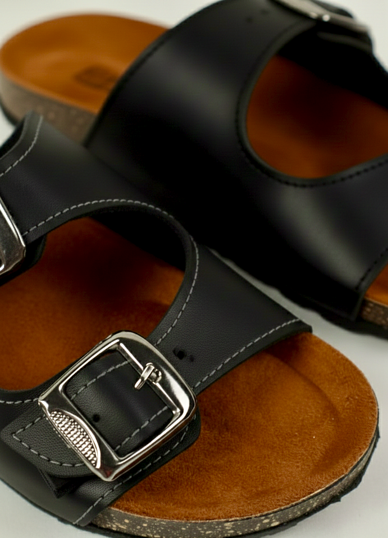 Atlas Sandel - Black Leather