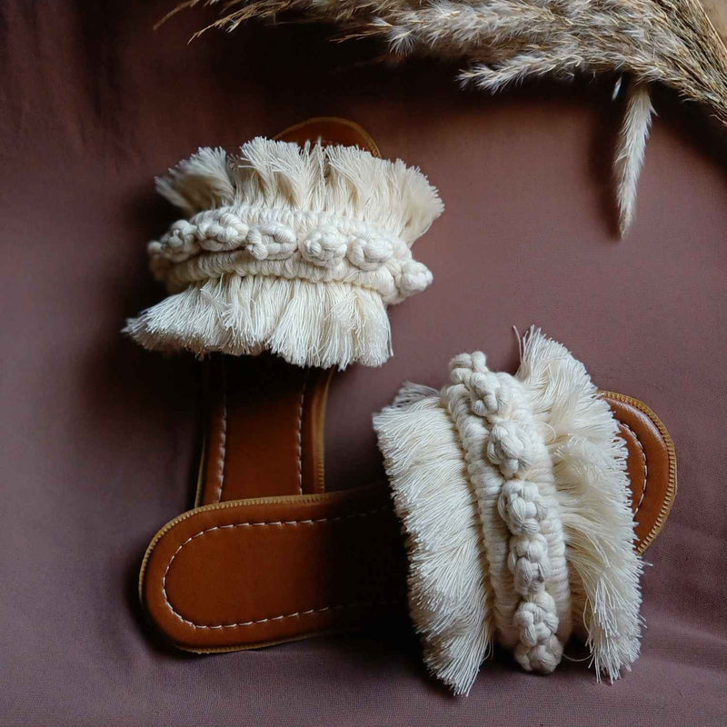 Simple Berry Sprinkle - Flat Macrame Slippers