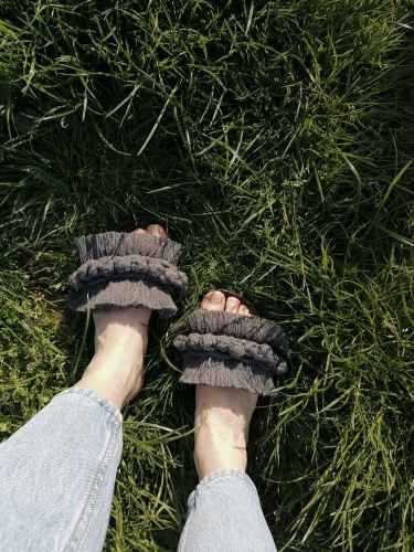 Simple Berry Sprinkle - Flat Macrame Slippers