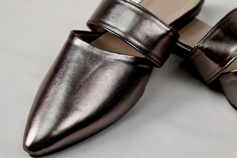 Smokey mule - Elegant gleam ribbon touch