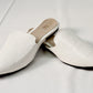 White mule - Elegant gleam